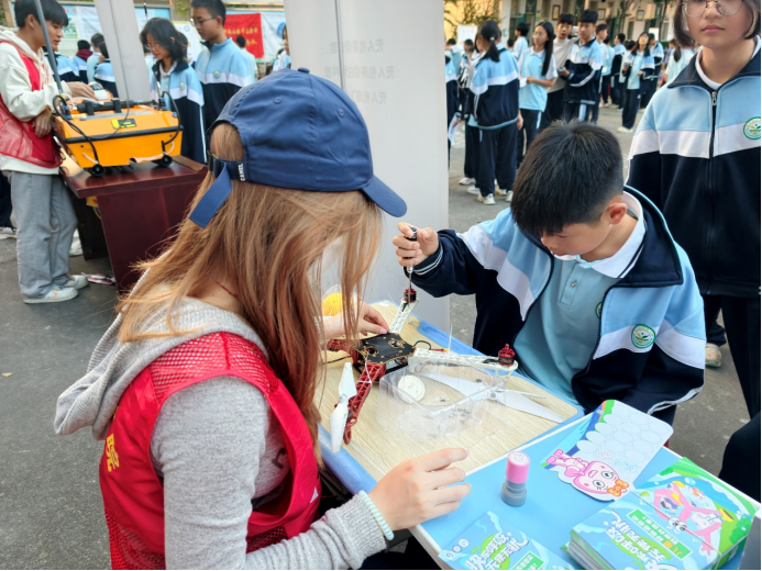 1767509428868927.png 微信图片_2026-01-04_144129_131.png